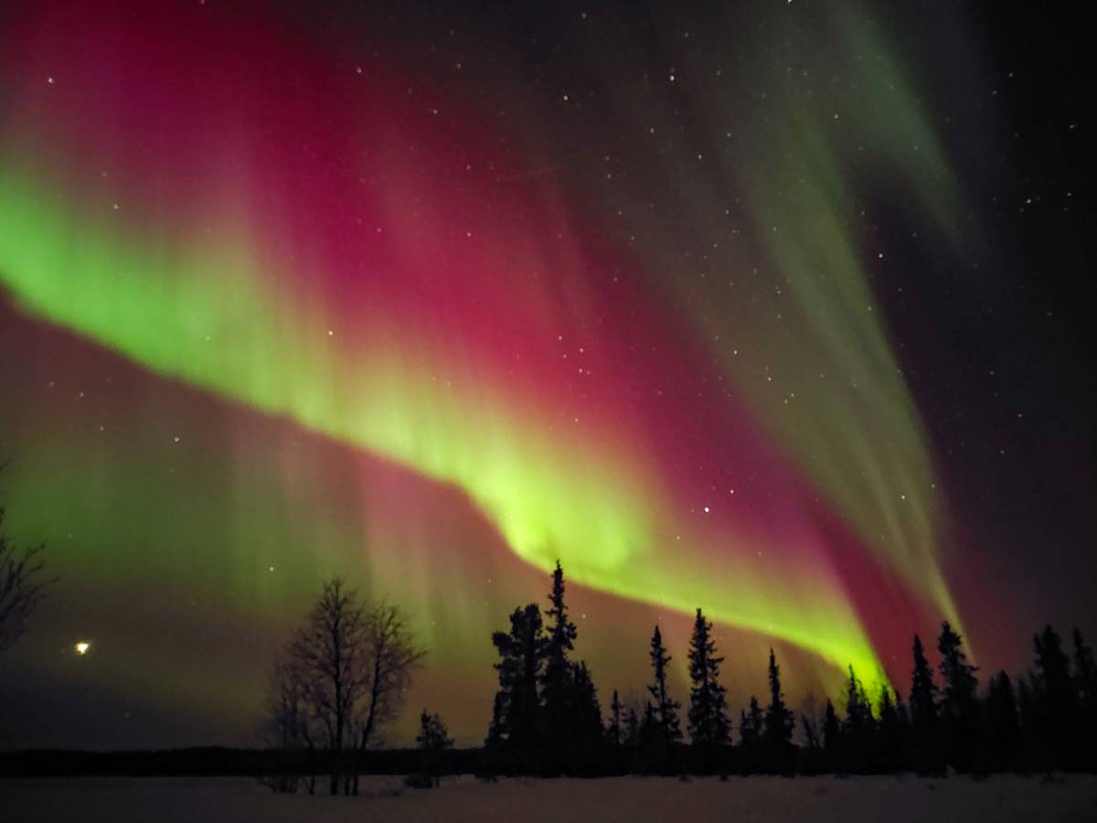 wildnis_huette_lappland_2025_nordlicht_02